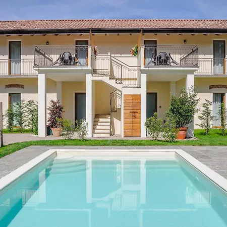 Apartment Le Casette Di Orta