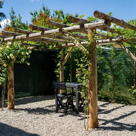 Le Casette Di Orta Apartman *