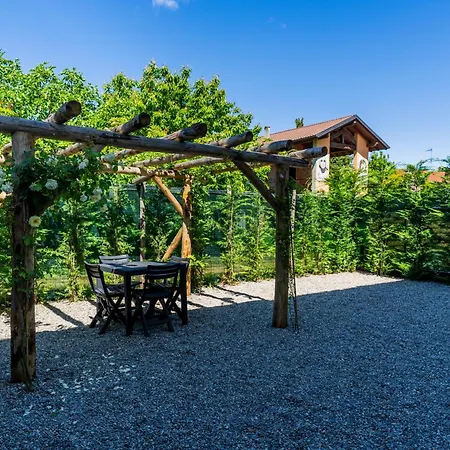 Le Casette Di Orta Apartman *